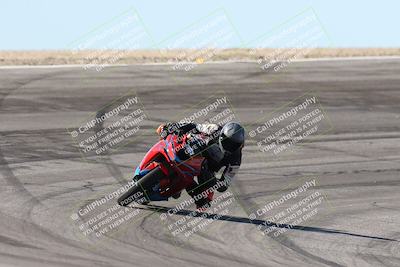 media/Jan-15-2026-Racers Edge (Thu) [[dfebeb70ab]]/3-B Group/Session 2 (Bowl Exit)/